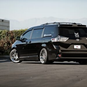 Toyota Sienna 11-20 (SE Model Only) - Stainless Rolled Tip - Axle Back - MR-ABE-TSE11-SRT-32787