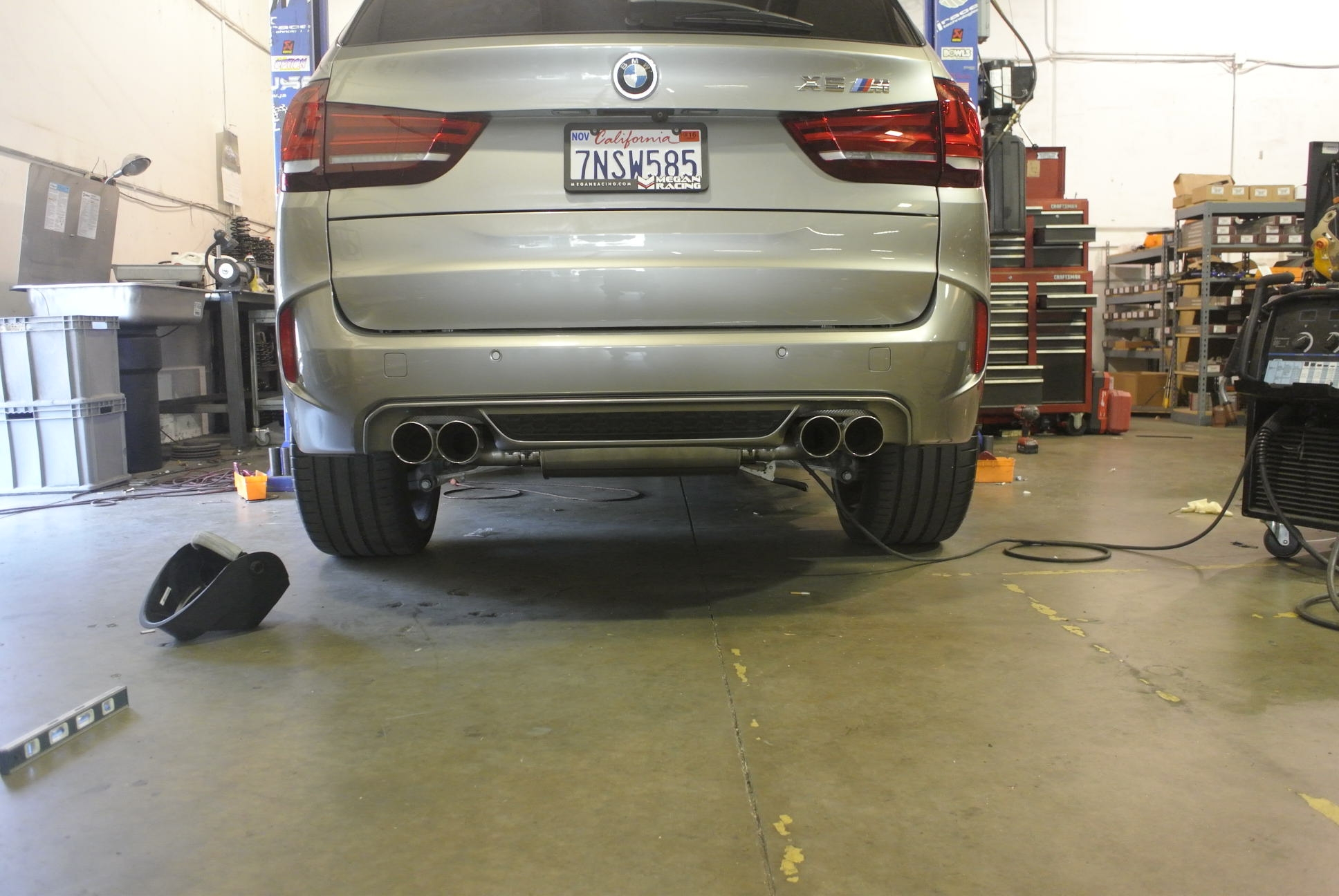 SupSupremo Exhaust System for BMW X5M (F85) 2015+ / X6M (F16) 2014+ (Excludes Regular X5/X6) - Raw Metal Tips - MR-ABE-BX5M15-RMremo Exhaust System for BMW X5M (F85) 2015+ / X6M (F16) 2014+ (Excludes Regular X5/X6) - Black Chrome Tips - MR-ABE-BX5M15-BC