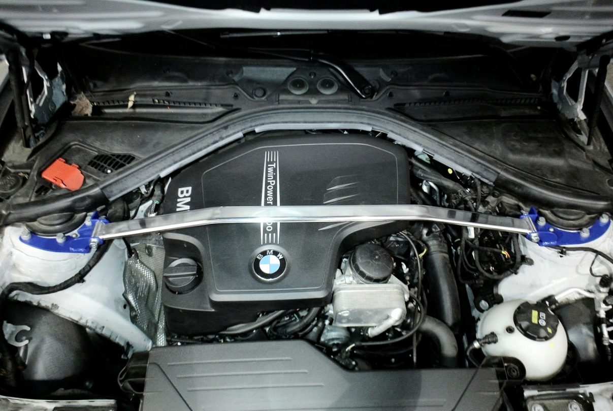 Megan Racing Race Spec Bar BMW 3 Series F30 / F31 Wagon 12-18 FU