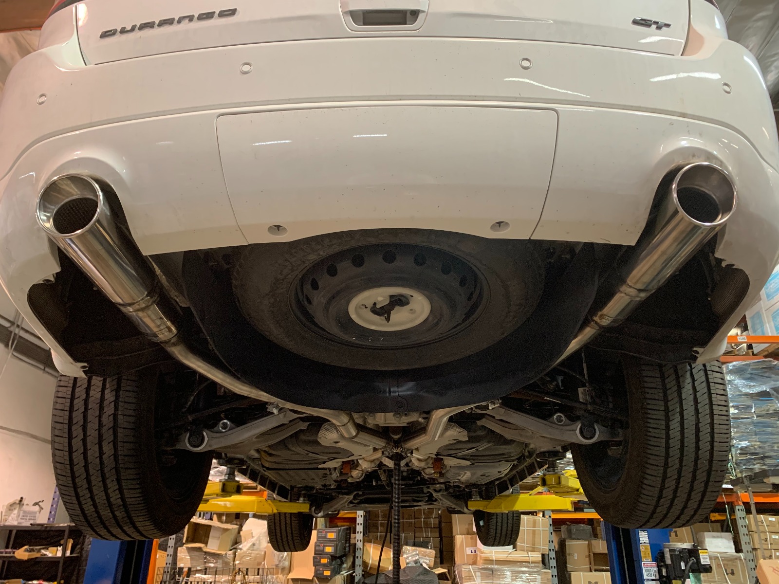 Dodge Durango 14-20 Dual Exhaust System (Excludes SXT/SRT Hellcat) - LW-CBS-DDU14V6-255213