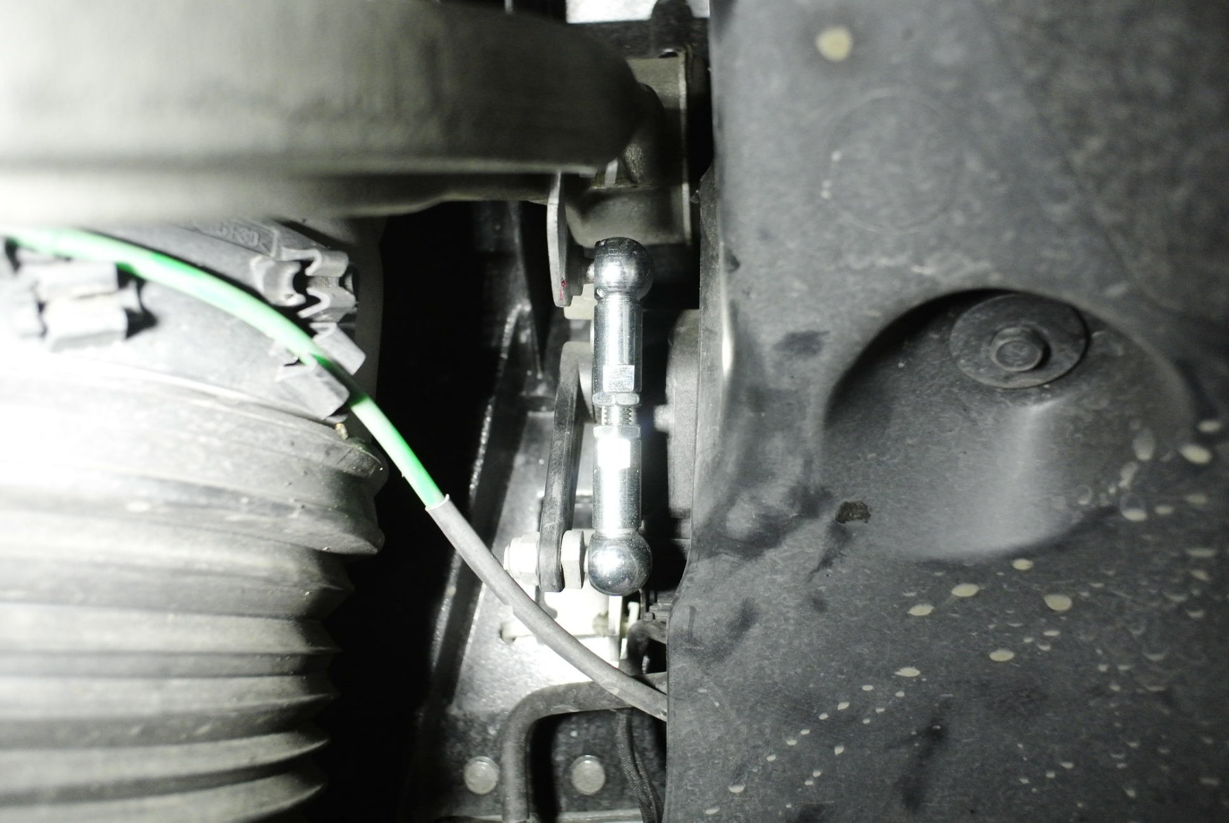 BMW X7 / Alpina XB7 2019+ Air Ride Lowering Link Kit (10mm Ball